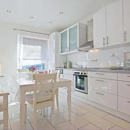 Private In Sarstedt - Agency Homestay