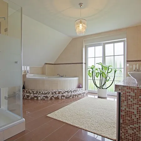 Homestay Private In Sarstedt - Agency *