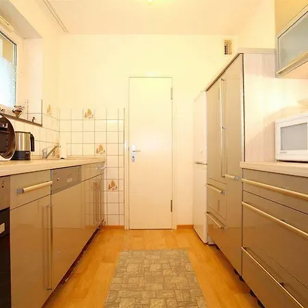 Homestay Private In Sarstedt - Agency
