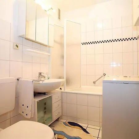 Private In Sarstedt - Agency Homestay