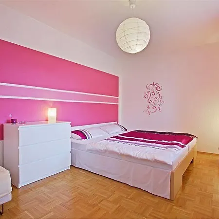 Accommodatie bij particulieren Private In Sarstedt - Agency *