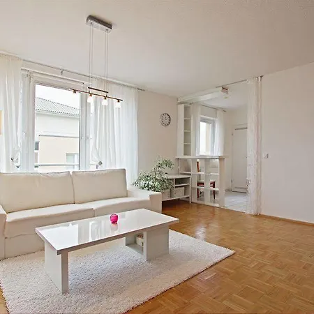 Private In Sarstedt - Agency Hannover