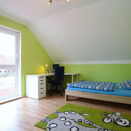 Private In Sarstedt - Agency Homestay *